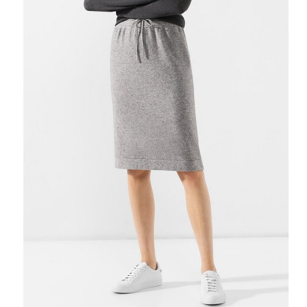NWT Vince Wool Cashmere Sweater Skirt | Cozy Knit Pencil Style for Work & Lounge